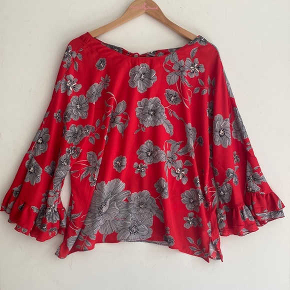 Keren hart Red Bell Sleeve Floral Top, Size XL - Picture 2 of 12